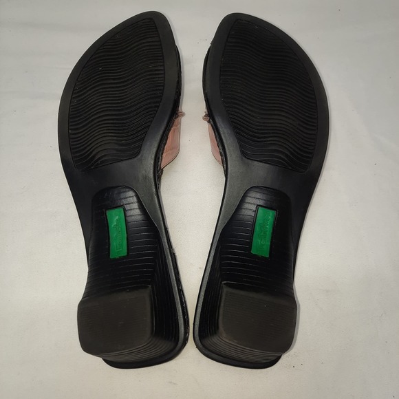 Vintage Thom McAn Pink Faux Croc with floral accent slip on low heel  6 - Picture 2 of 9